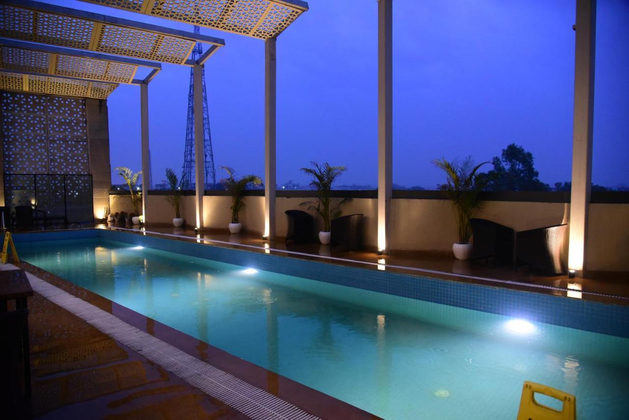 Ramaya Hotel Rohtak 외부 사진
